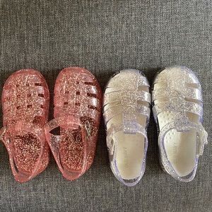 Size 7 glitter jelly shoes